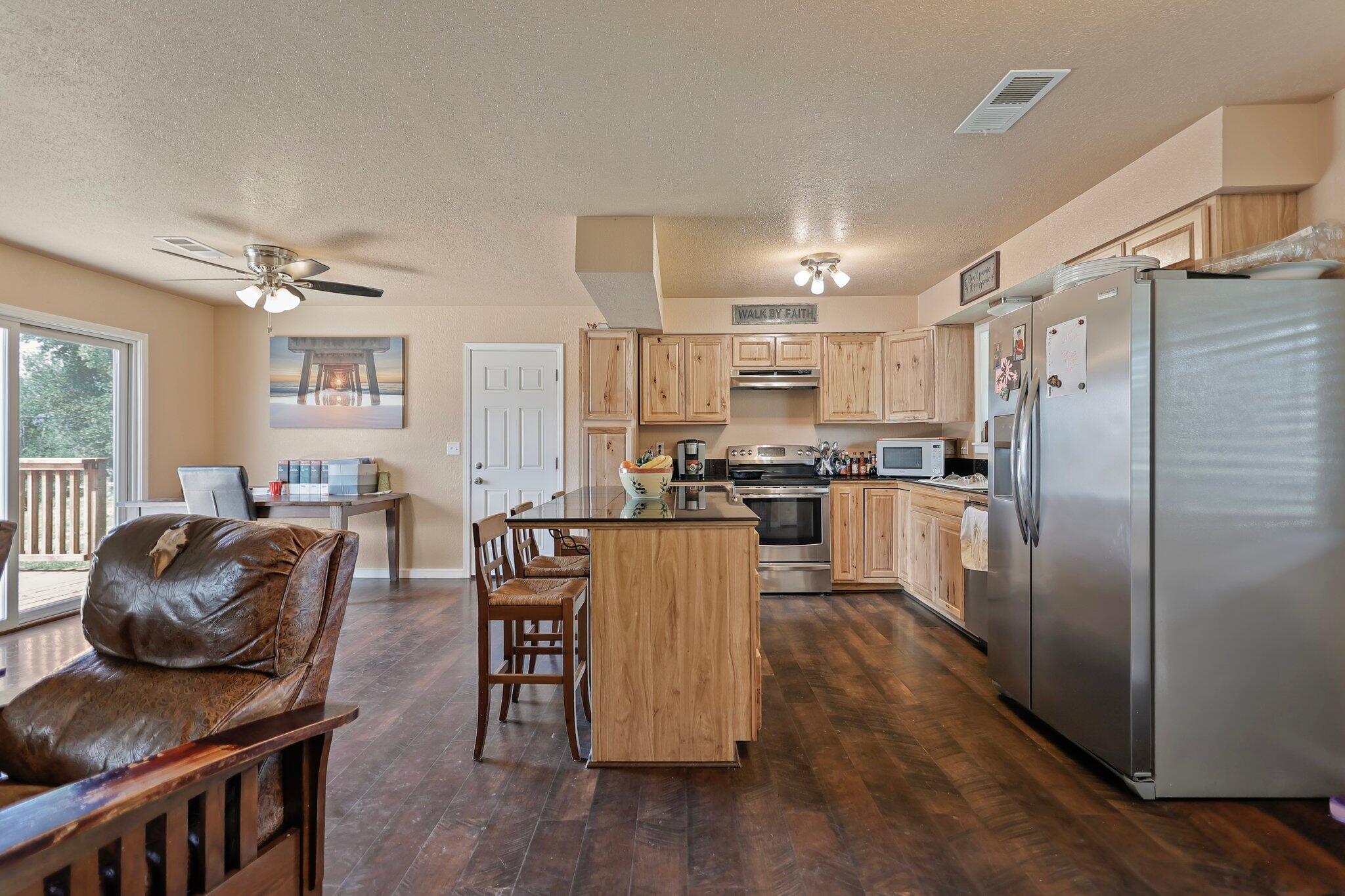 7102 Bohn Boulevard Anderson, CA 96007 - Photo 11 of 31 6-web-or-mls-_K3A3886