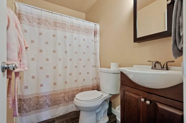 $350,000 | 7102 Bohn Boulevard, Anderson, CA 96007