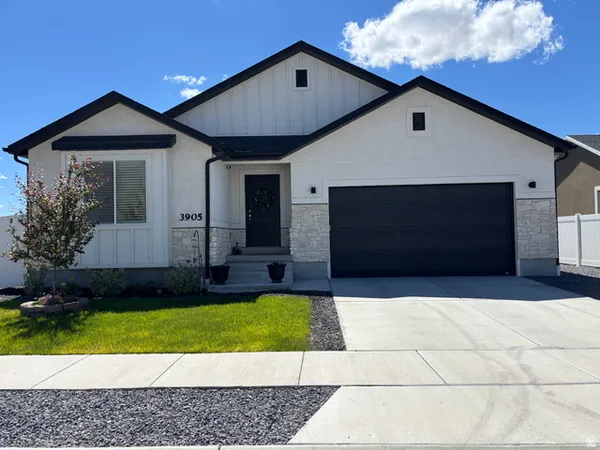 $535,999 | 3905 North Chapman Drive, Eagle Mountain, UT 84005