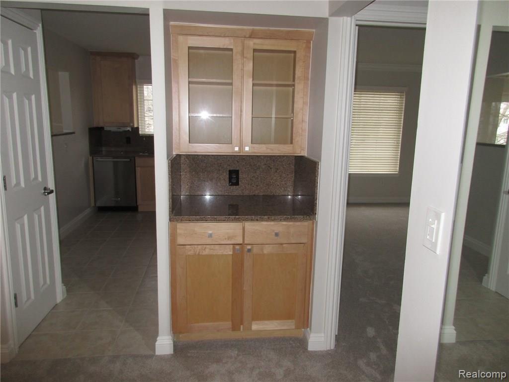 3501 West 14 Mile Road, Unit 13 Royal Oak, MI 48073 - Photo 11 of 20