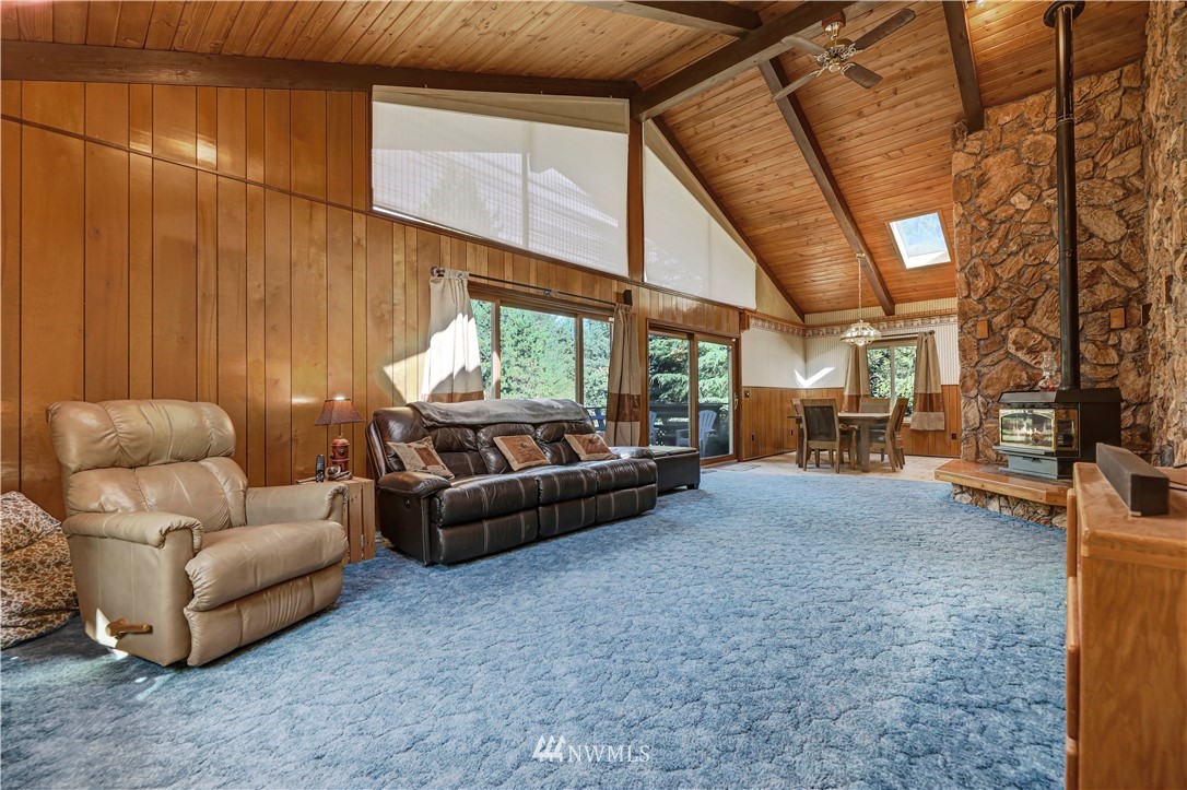 16832 Eugene Street Southwest Rochester, WA 98579 - Photo 13 of 40