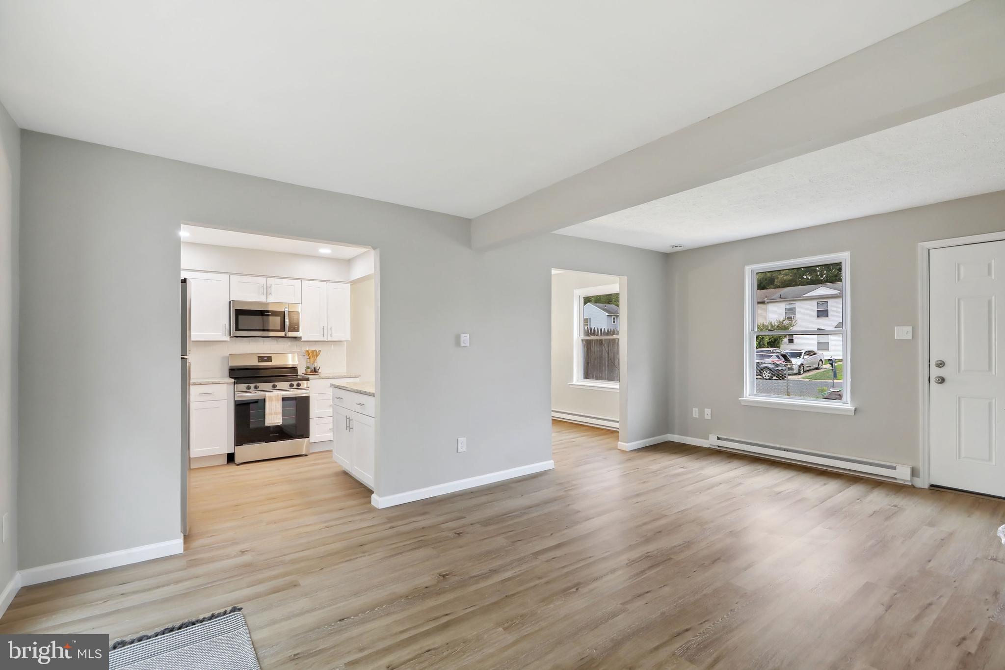 152 Hampshire Road Sicklerville, NJ 08081 - Photo 4 of 27