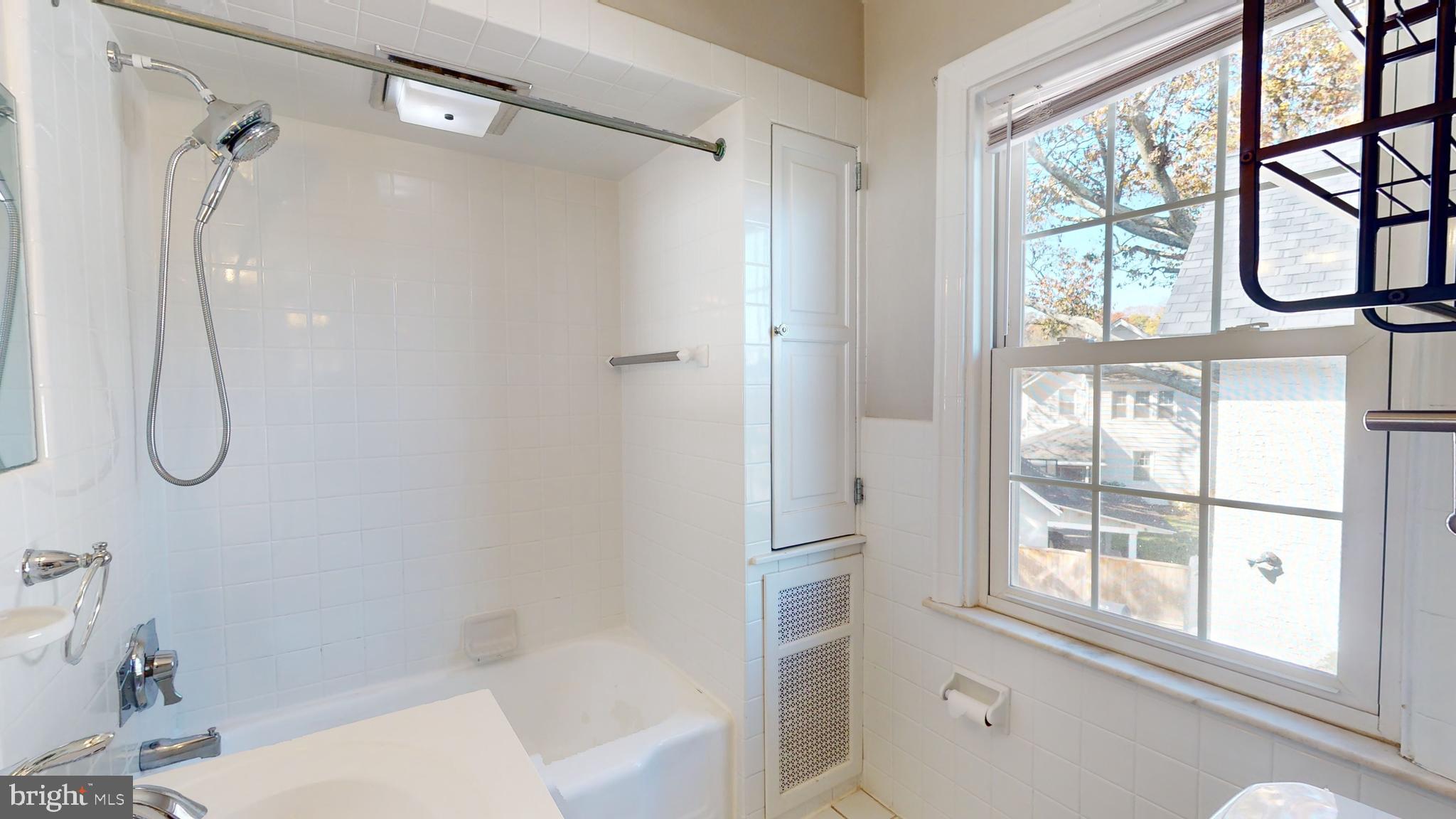 2424 Hollis Road Havertown, PA 19083 - Photo 28 of 37