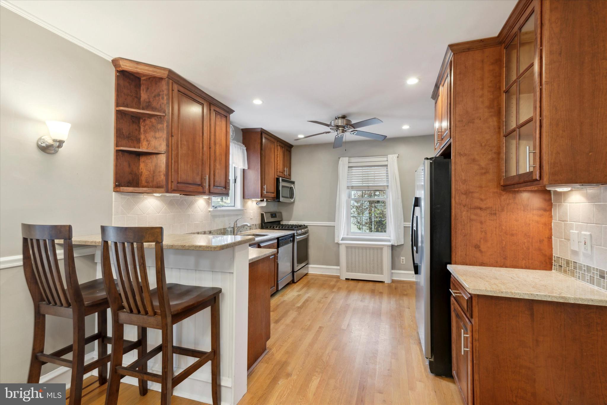 2424 Hollis Road Havertown, PA 19083 - Photo 6 of 37