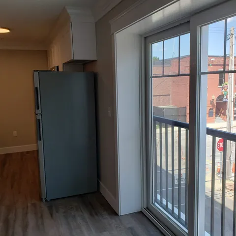 $2,300 | 10 4th Street, Unit 201, Dover, NH 03820