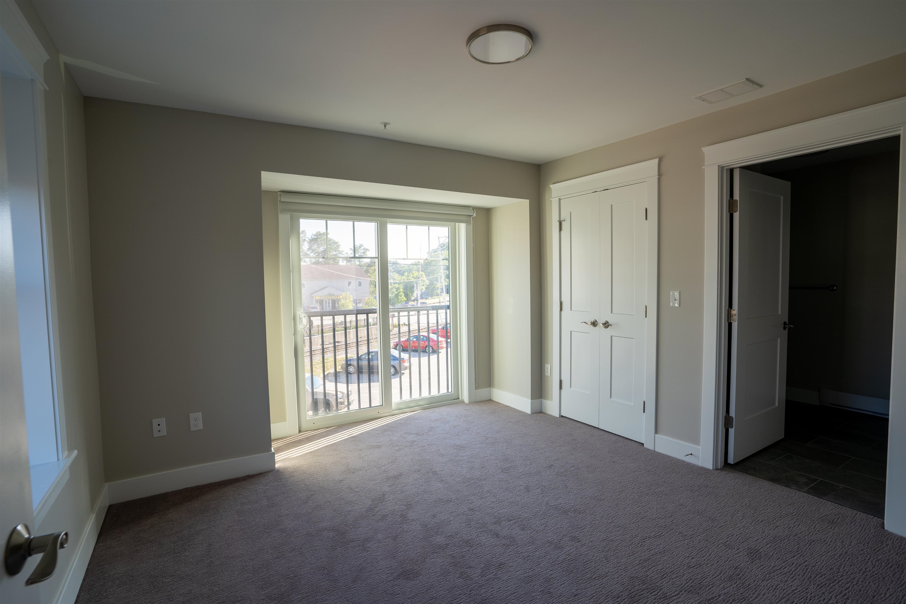 10 4th Street, Unit 201 Dover, NH 03820 - Photo 20 of 35