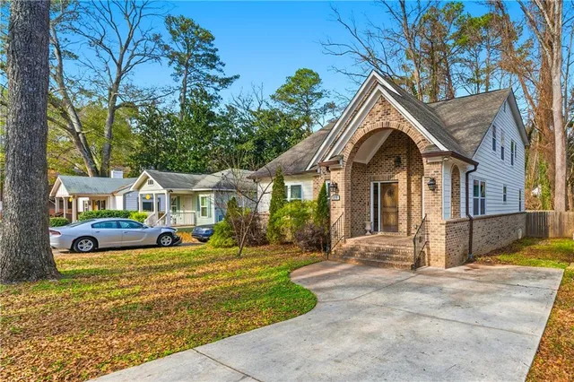 $489,000 | 1779 North Olympian Way Southwest, Atlanta, GA 30310