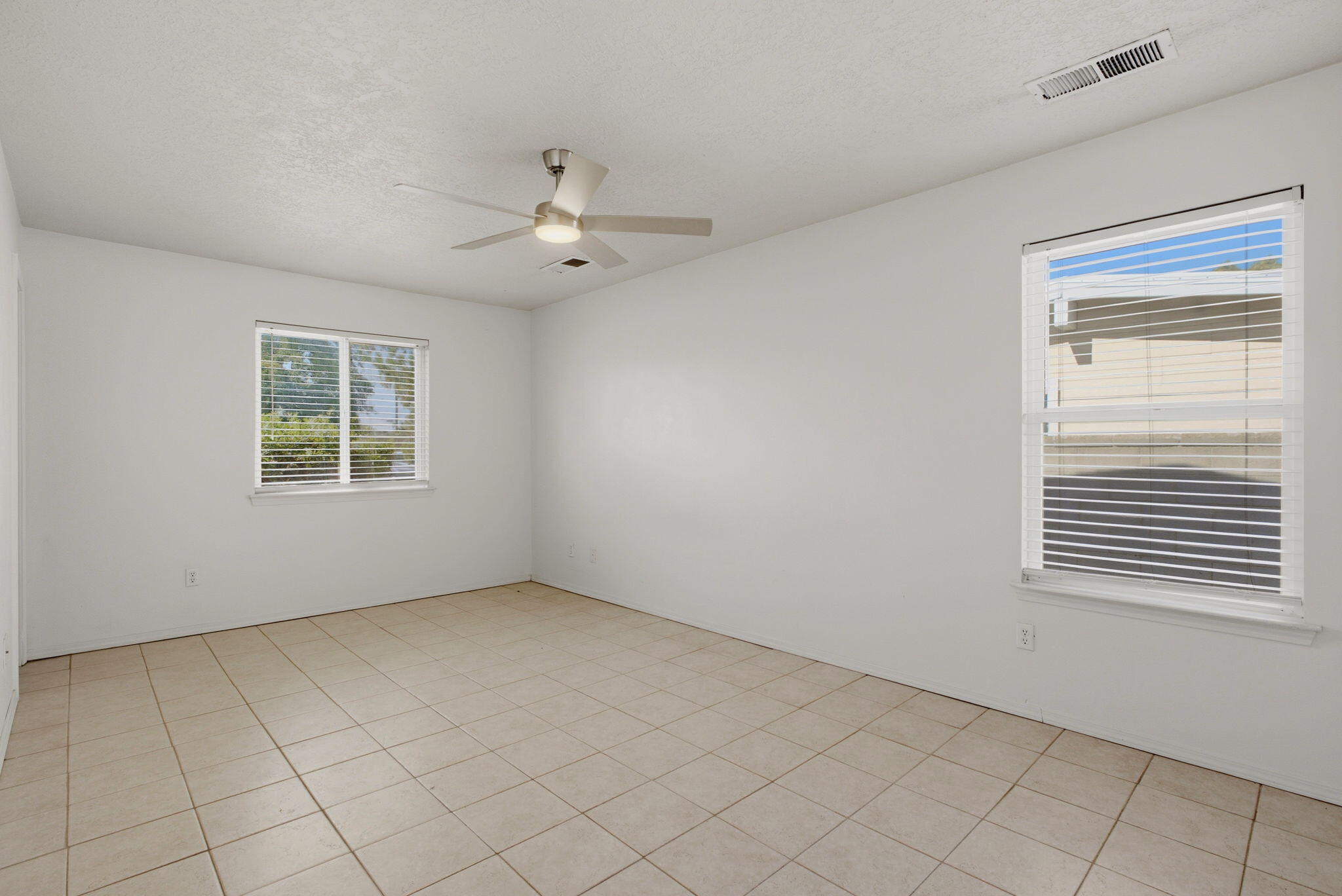 9329 Shoshone Road Northeast Albuquerque, NM 87111 - Photo 19 of 39 Gallery Image 19