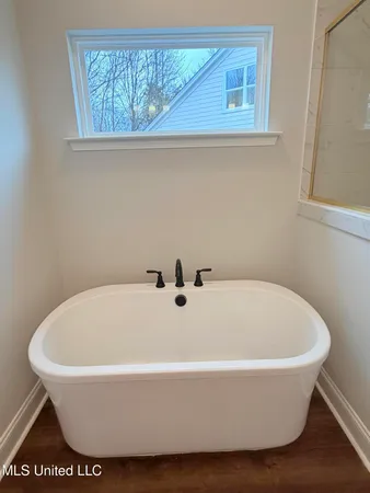 $337,225 | 7155 Hickory Holw Road, Walls, MS 38680