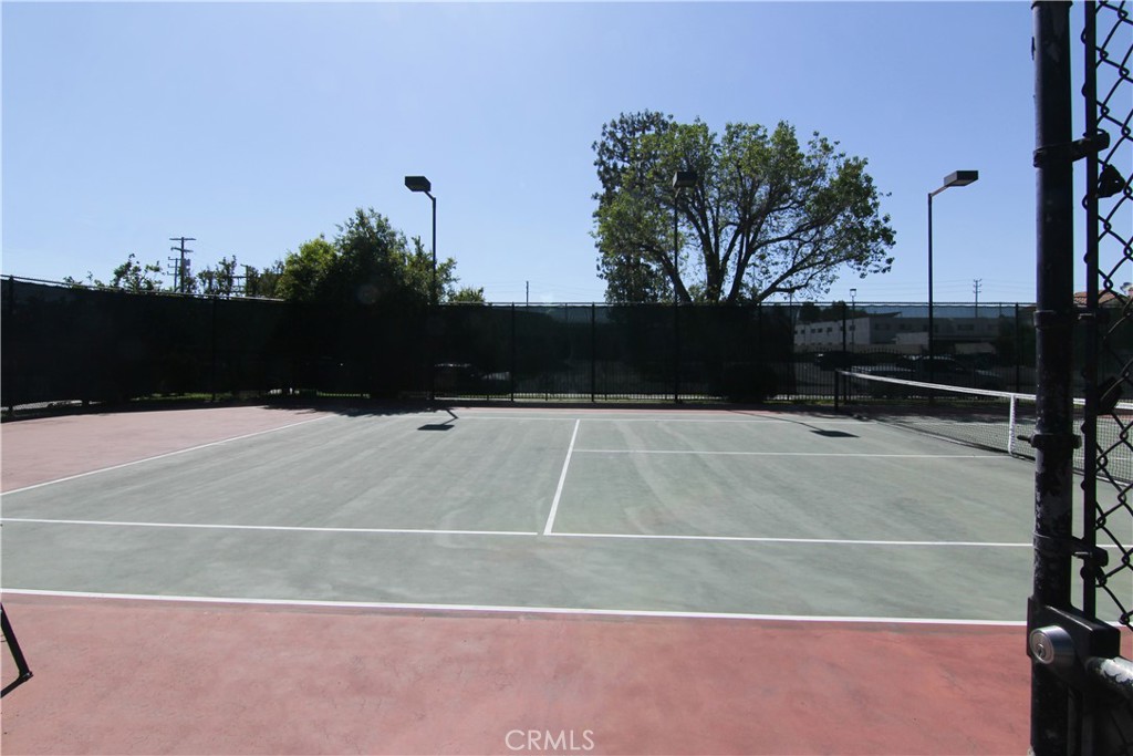 18425 Saticoy Street, Unit 4 Reseda, CA 91335 - Photo 2 of 17