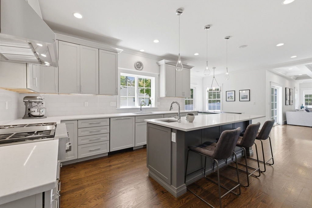 4 Augustus Road Lexington, MA 02421 - Photo 4 of 35