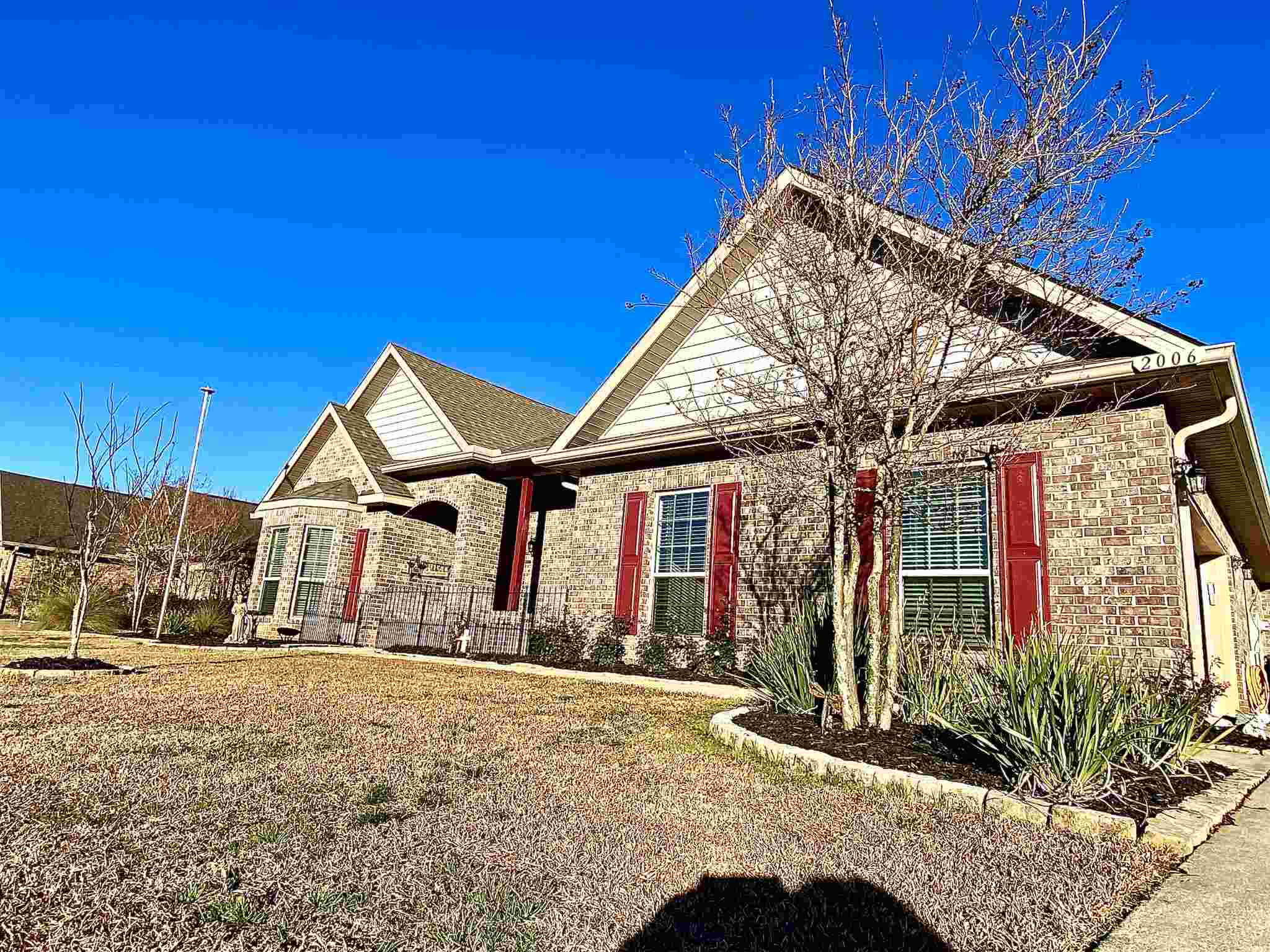 2006 Mandeville Lane Foley, AL 36535 - Photo 1 of 18