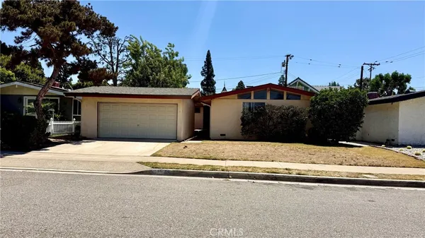 $1,075,000 | 515 North Wayfield Street, Orange, CA 92867