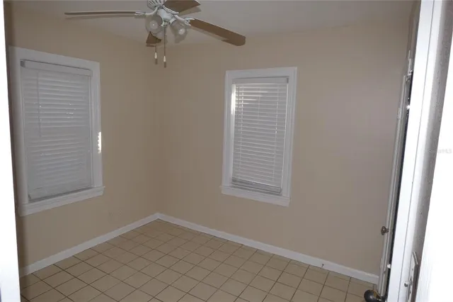 $1,795 | 210 43rd Avenue North, St. Petersburg, FL 33703