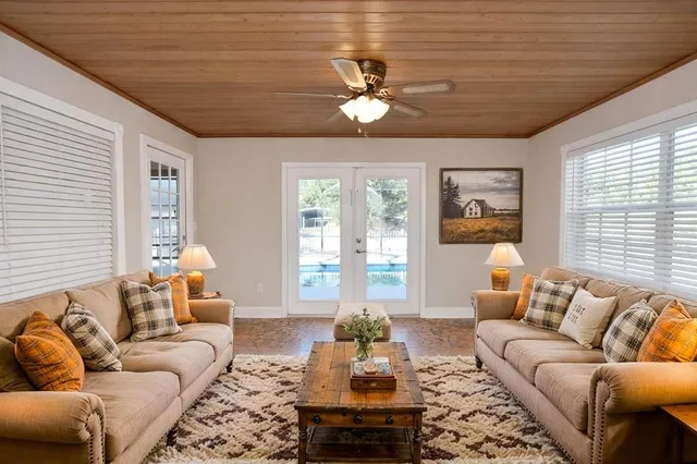 $2,200 | 3133 South Polk Avenue, Lakeland, FL 33803