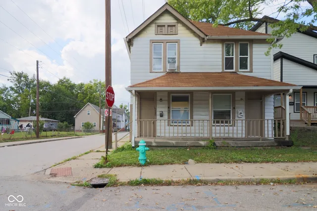$1,000 | 1668 South Talbott Street, Indianapolis, IN 46225