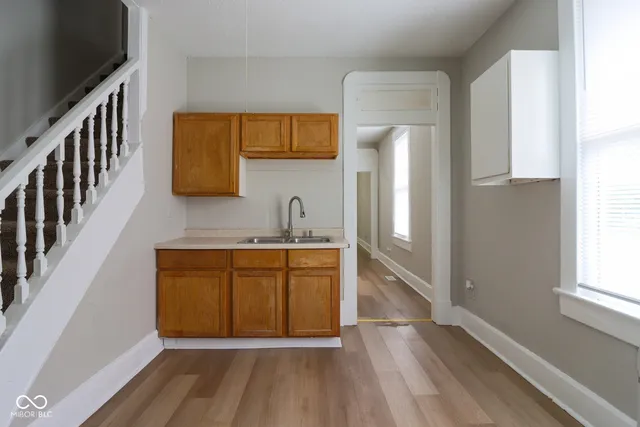 $1,000 | 1668 South Talbott Street, Indianapolis, IN 46225