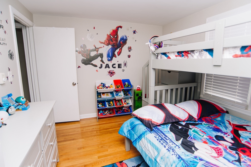 22 Amanda Street Springfield, MA 01118 - Photo 21 of 42