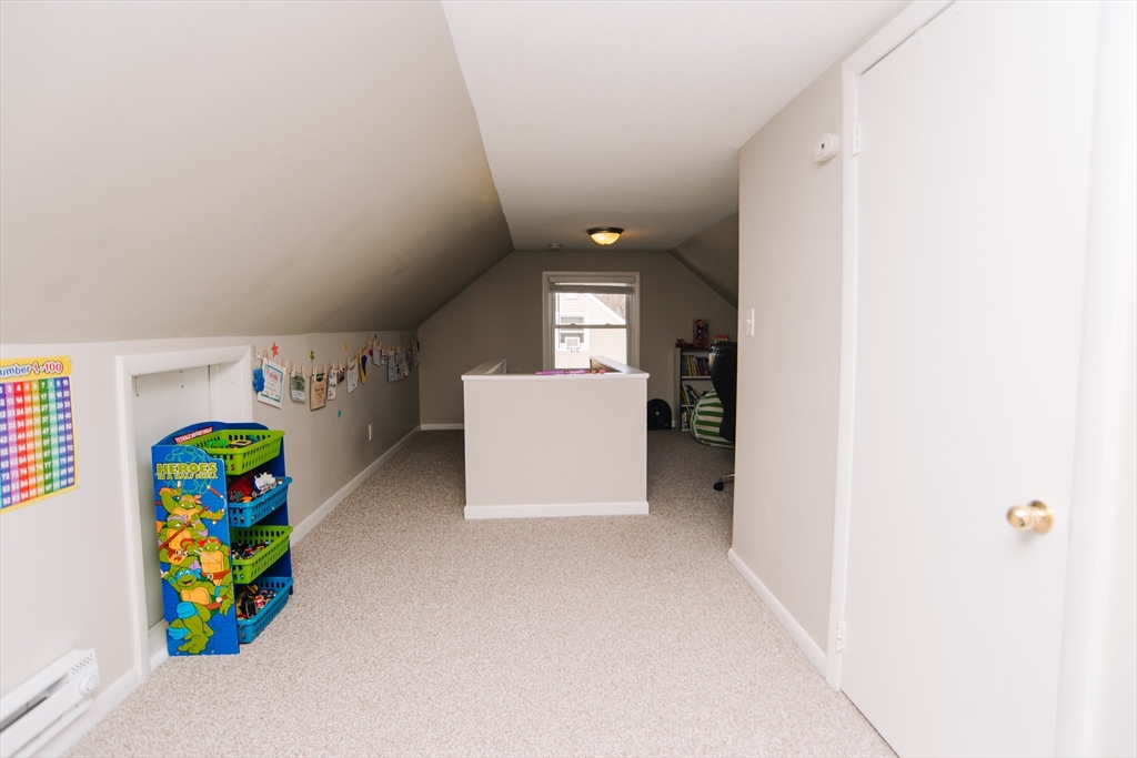 22 Amanda Street Springfield, MA 01118 - Photo 30 of 42