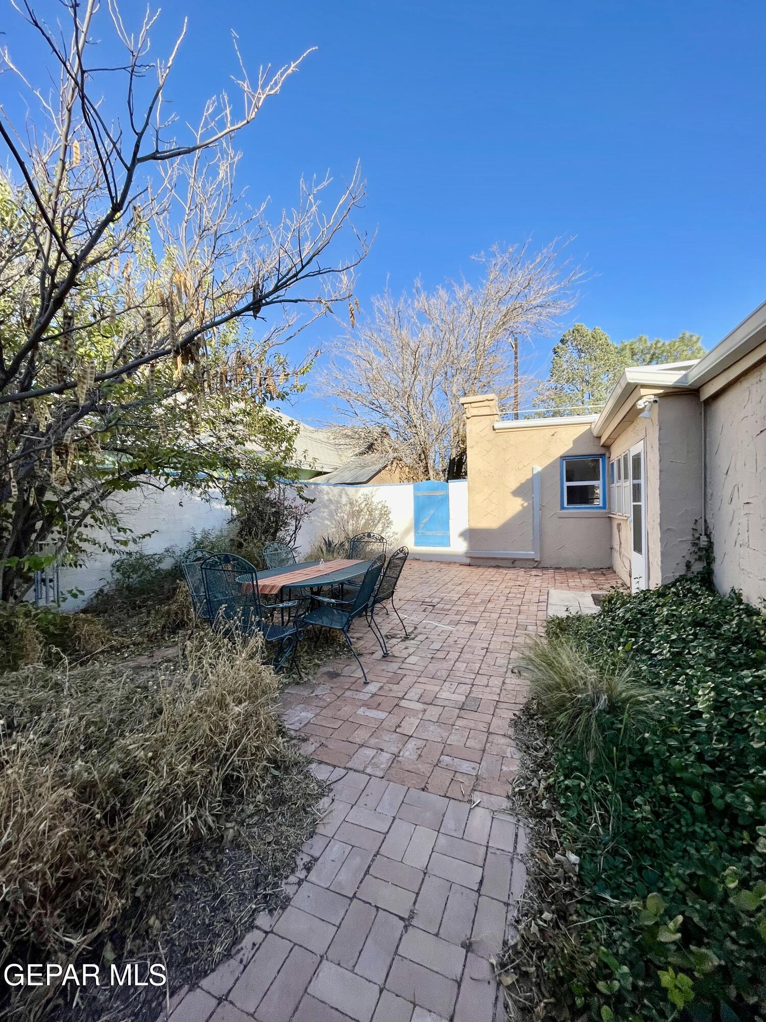 801 North Austin Street East Marfa, TX 79843 - Photo 16 of 19 BrickPatio