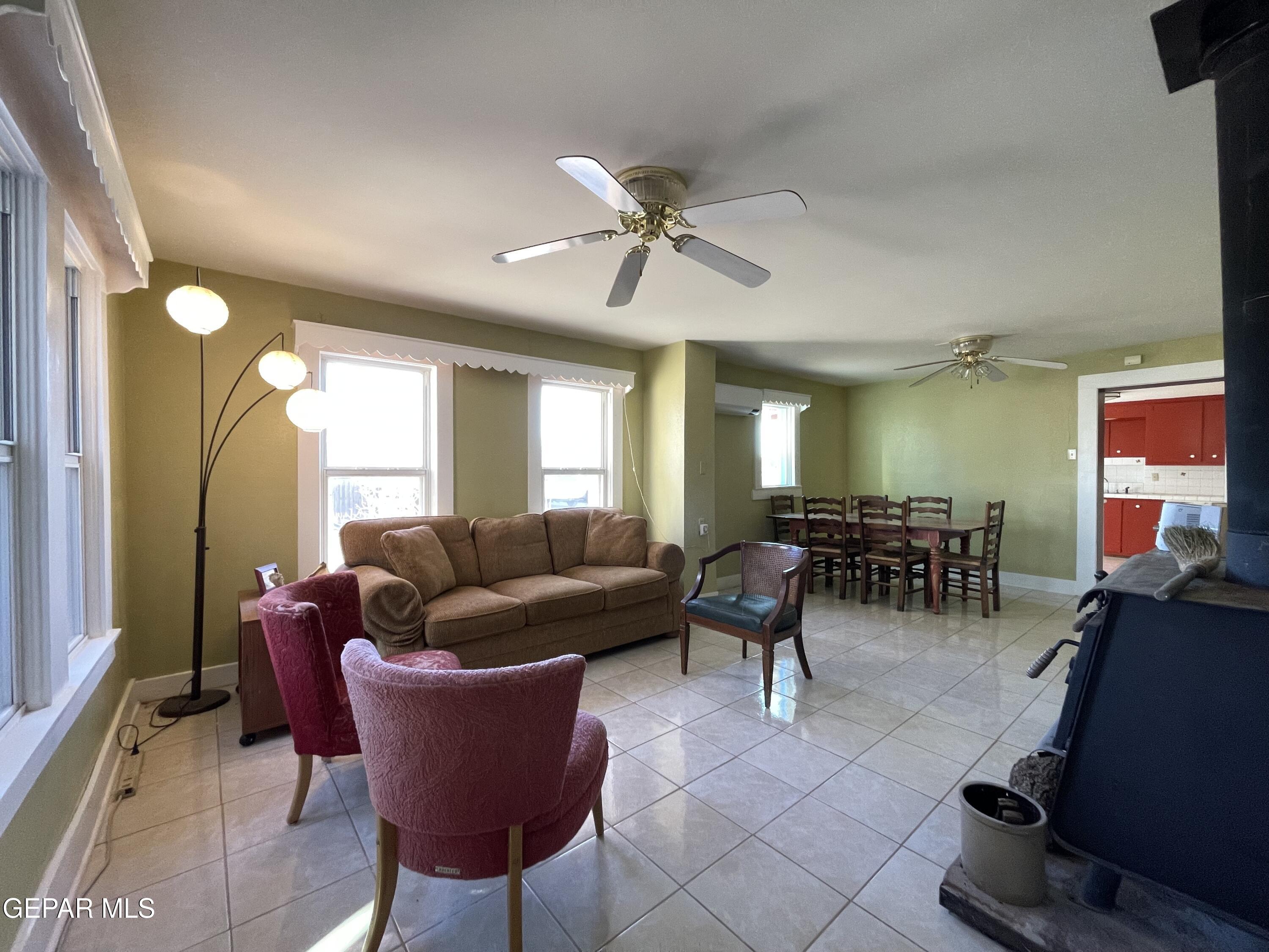 801 North Austin Street East Marfa, TX 79843 - Photo 5 of 19 LivingtoKitchen