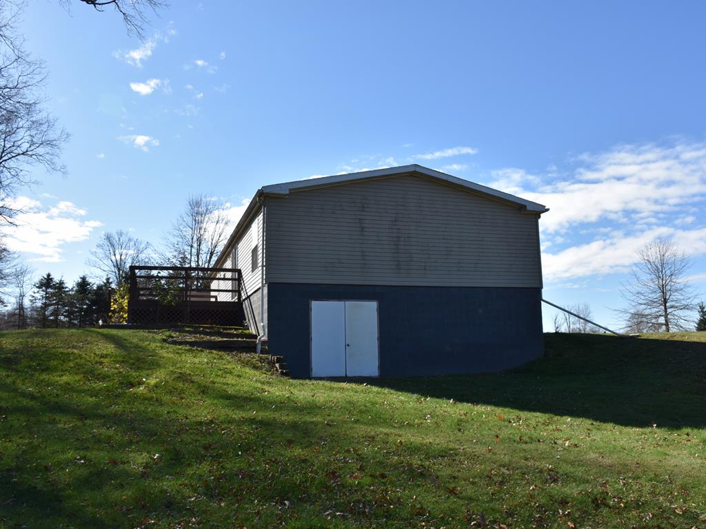 23214 Jericho Road Edinboro, PA 16412 - Photo 4 of 25 Gallery Image 4