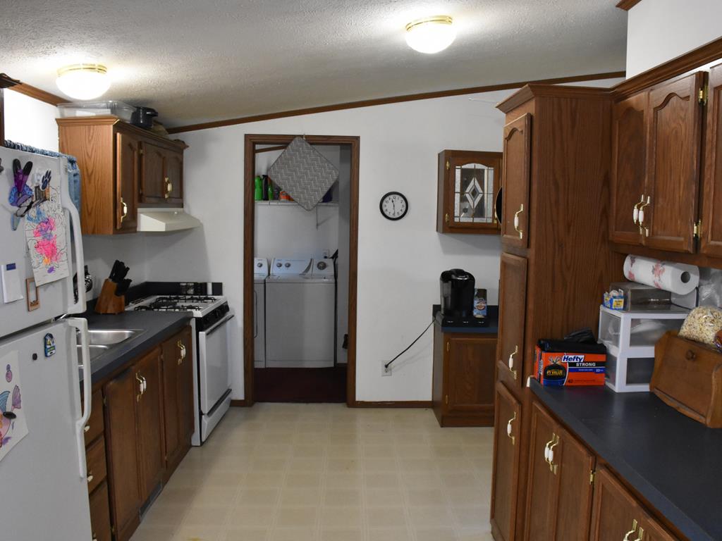 23214 Jericho Road Edinboro, PA 16412 - Photo 9 of 25 Gallery Image 9