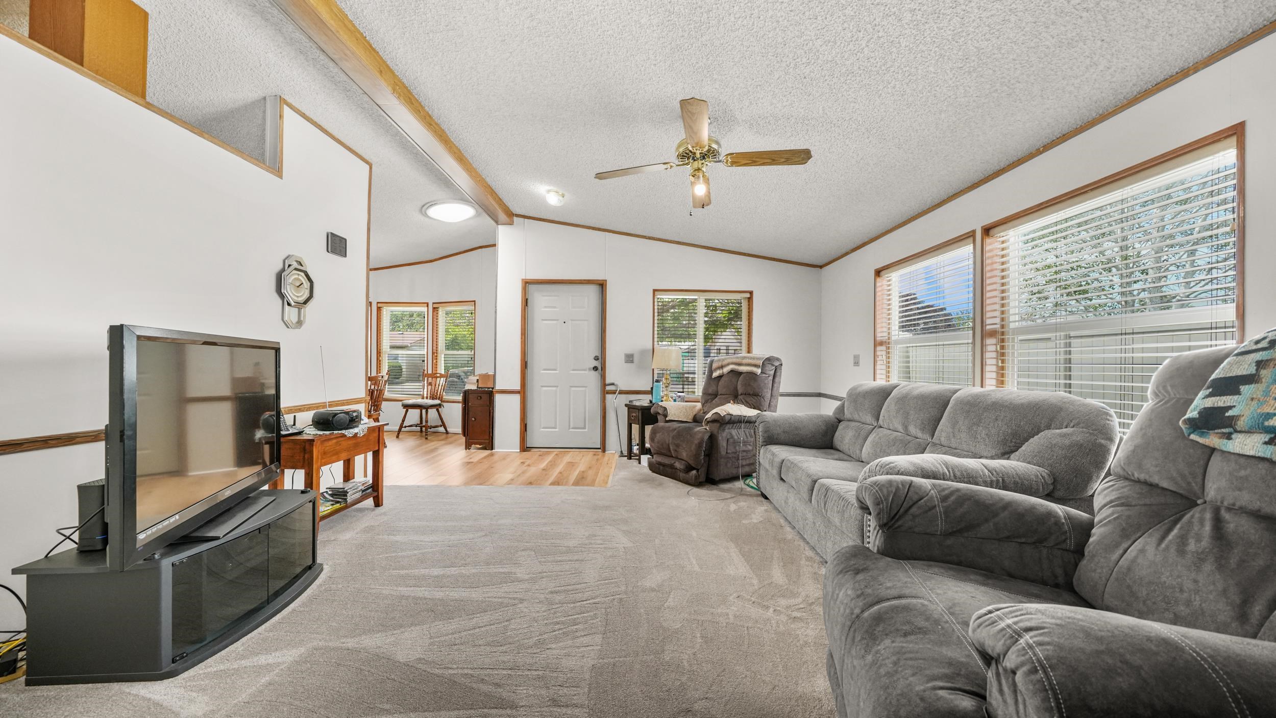 638 Colony Road Clifton, CO 81520 - Photo 6 of 24