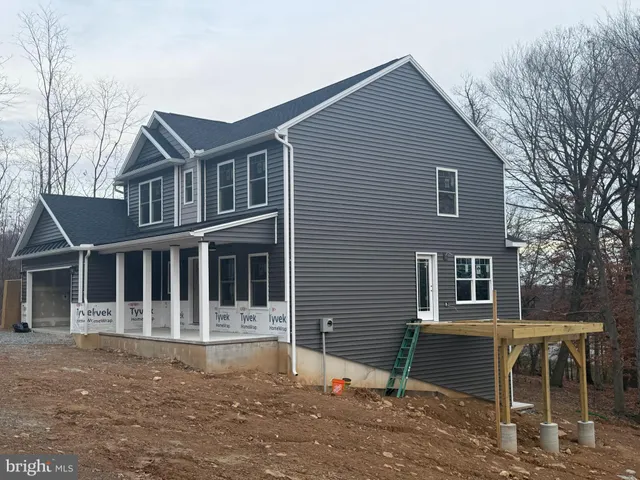 $567,200 | 591 Belle Vista Drive, Enola, PA 17025