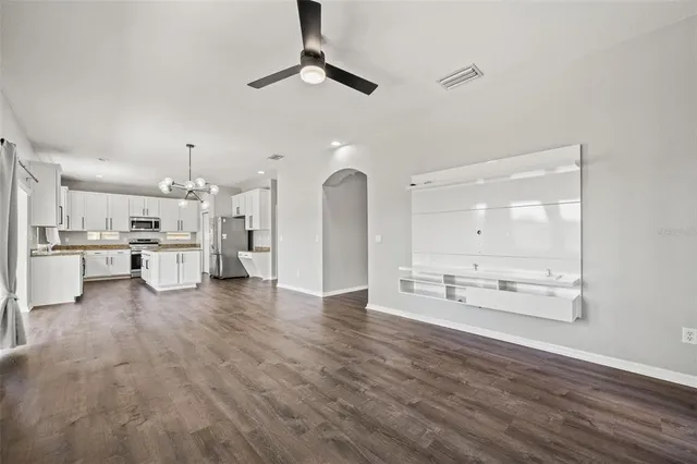 $3,000 | 10909 Observatory Way, Tampa, FL 33647