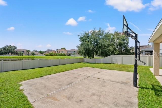 10909 Observatory Way Tampa, FL 33647 - Photo 38 of 39 a view of a park