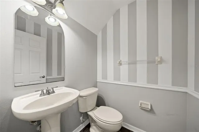 $3,000 | 10909 Observatory Way, Tampa, FL 33647