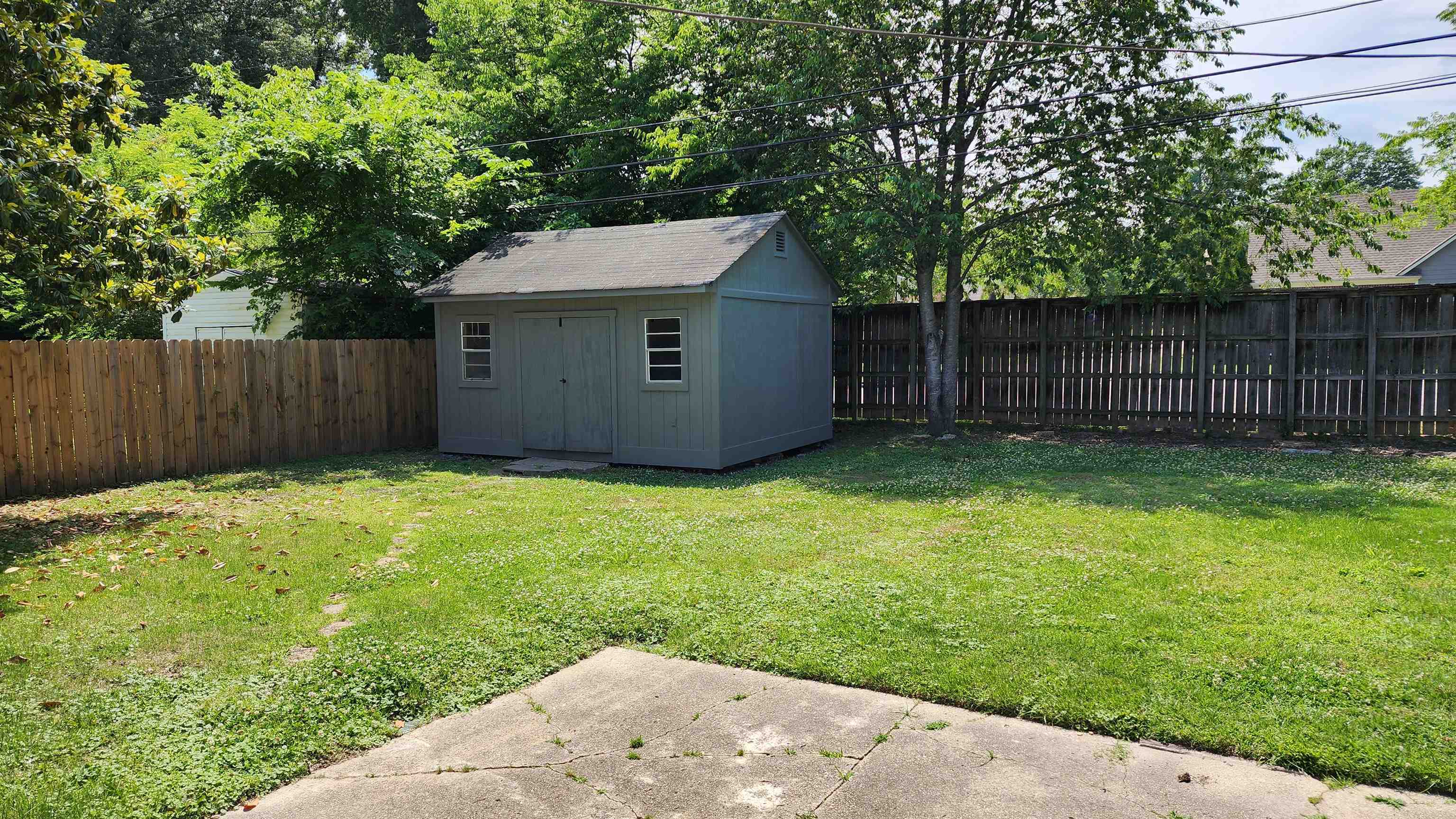 429 Mineral Road Memphis, TN 38120 - Photo 16 of 17