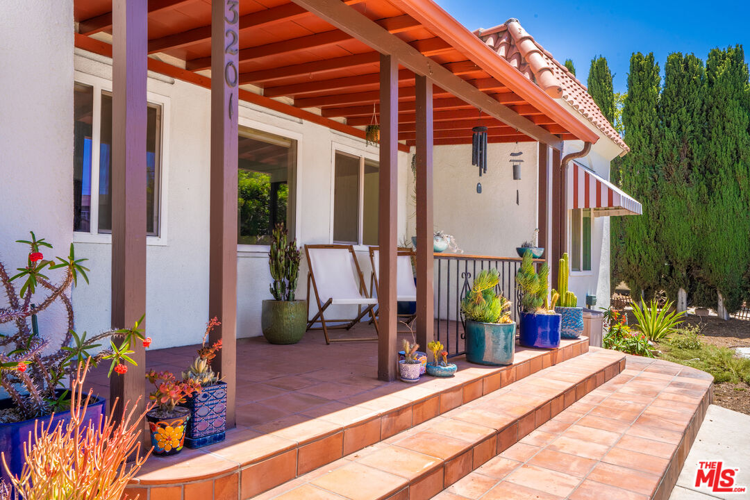 3201 Castera Avenue Glendale, CA 91208 - Photo 2 of 16 front view of a house with a small yard