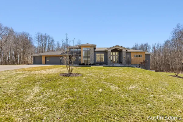 $2,200,000 | 6880 Kilmer Drive Southeast, Grand Rapids, MI 49512