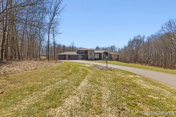 $2,200,000 | 6880 Kilmer Drive Southeast, Grand Rapids, MI 49512