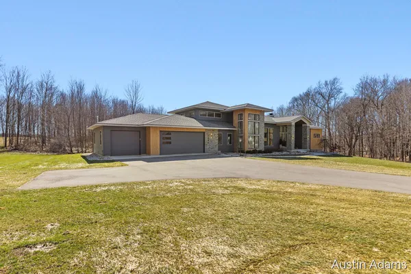 $2,200,000 | 6880 Kilmer Drive Southeast, Grand Rapids, MI 49512