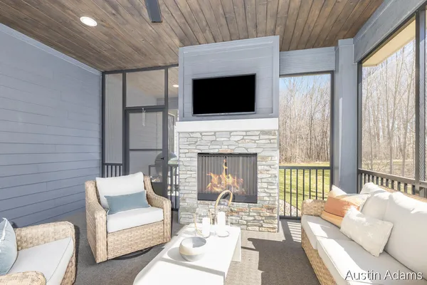 $2,200,000 | 6880 Kilmer Drive Southeast, Grand Rapids, MI 49512