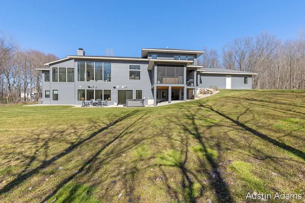 $2,200,000 | 6880 Kilmer Drive Southeast, Grand Rapids, MI 49512