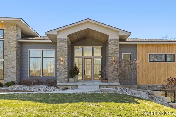 $2,200,000 | 6880 Kilmer Drive Southeast, Grand Rapids, MI 49512