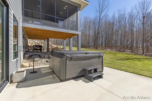 $2,200,000 | 6880 Kilmer Drive Southeast, Grand Rapids, MI 49512