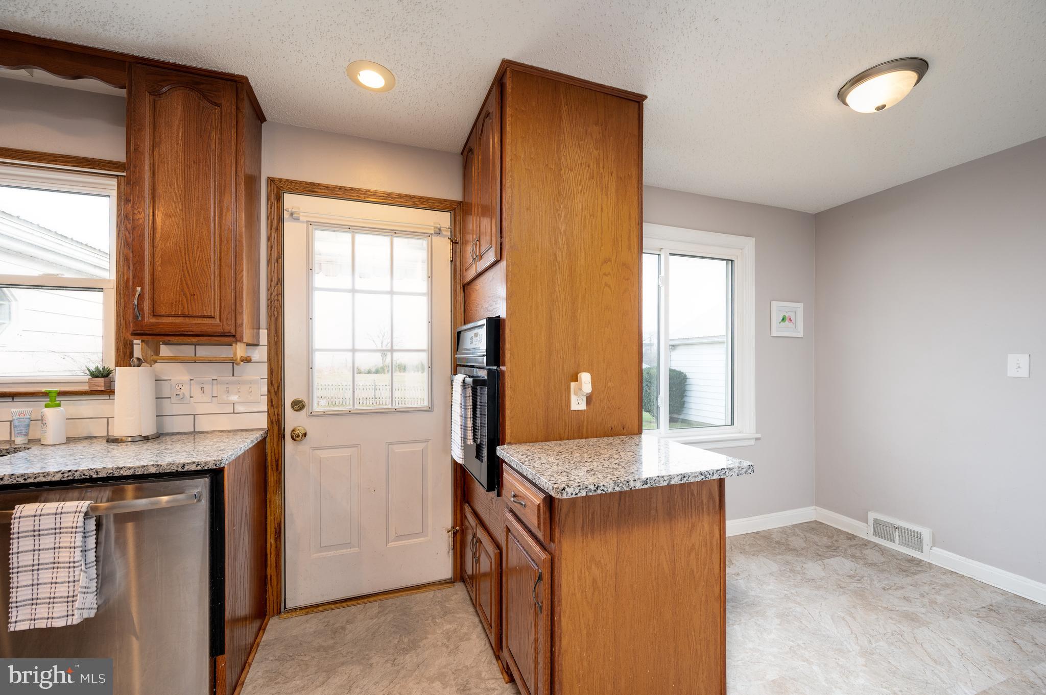 1225 Roth Church Rd Spring Grove Pa Spring Grove, PA 17362 - Photo 12 of 33