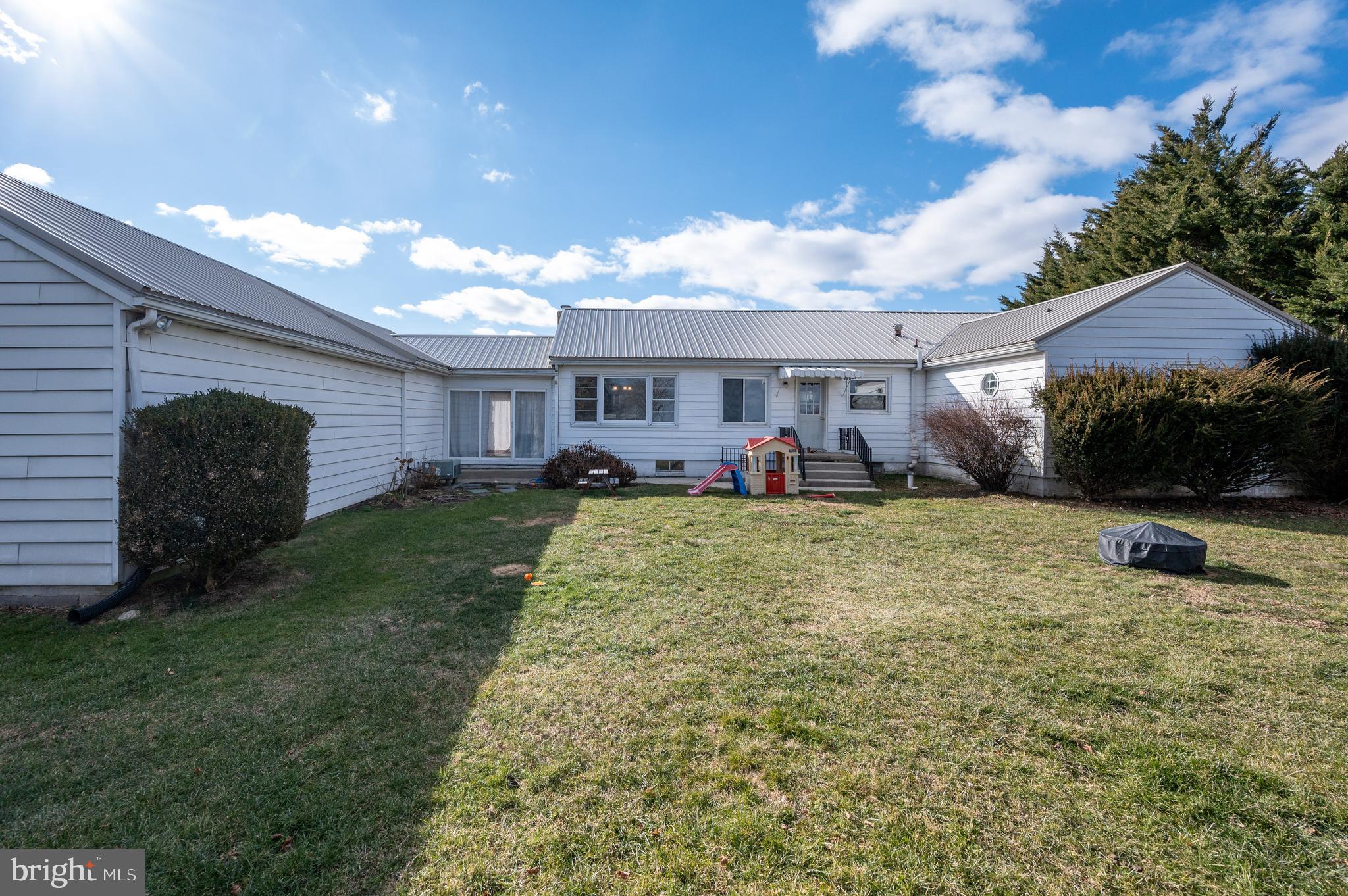 1225 Roth Church Rd Spring Grove Pa Spring Grove, PA 17362 - Photo 30 of 33