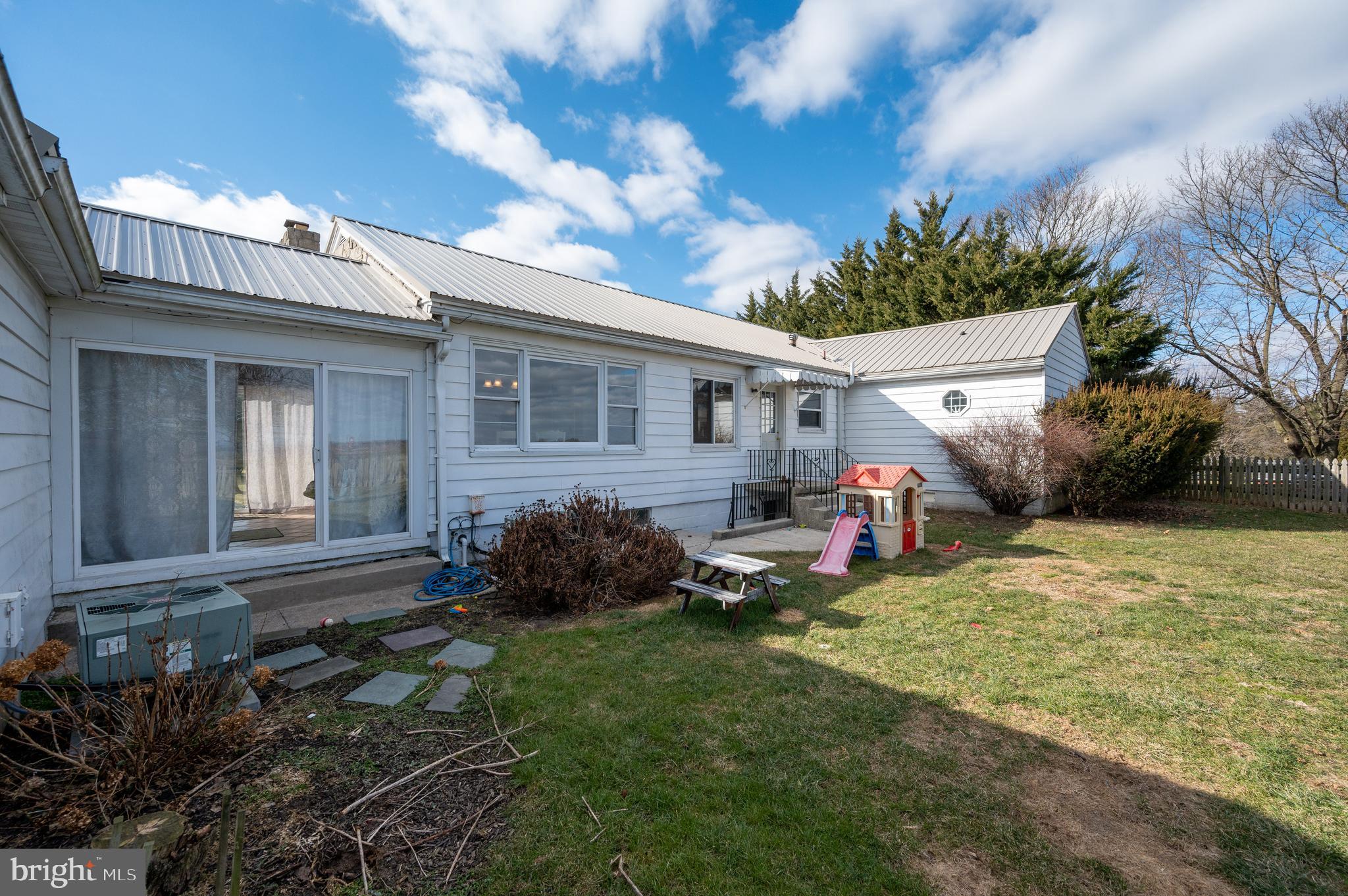 1225 Roth Church Rd Spring Grove Pa Spring Grove, PA 17362 - Photo 31 of 33