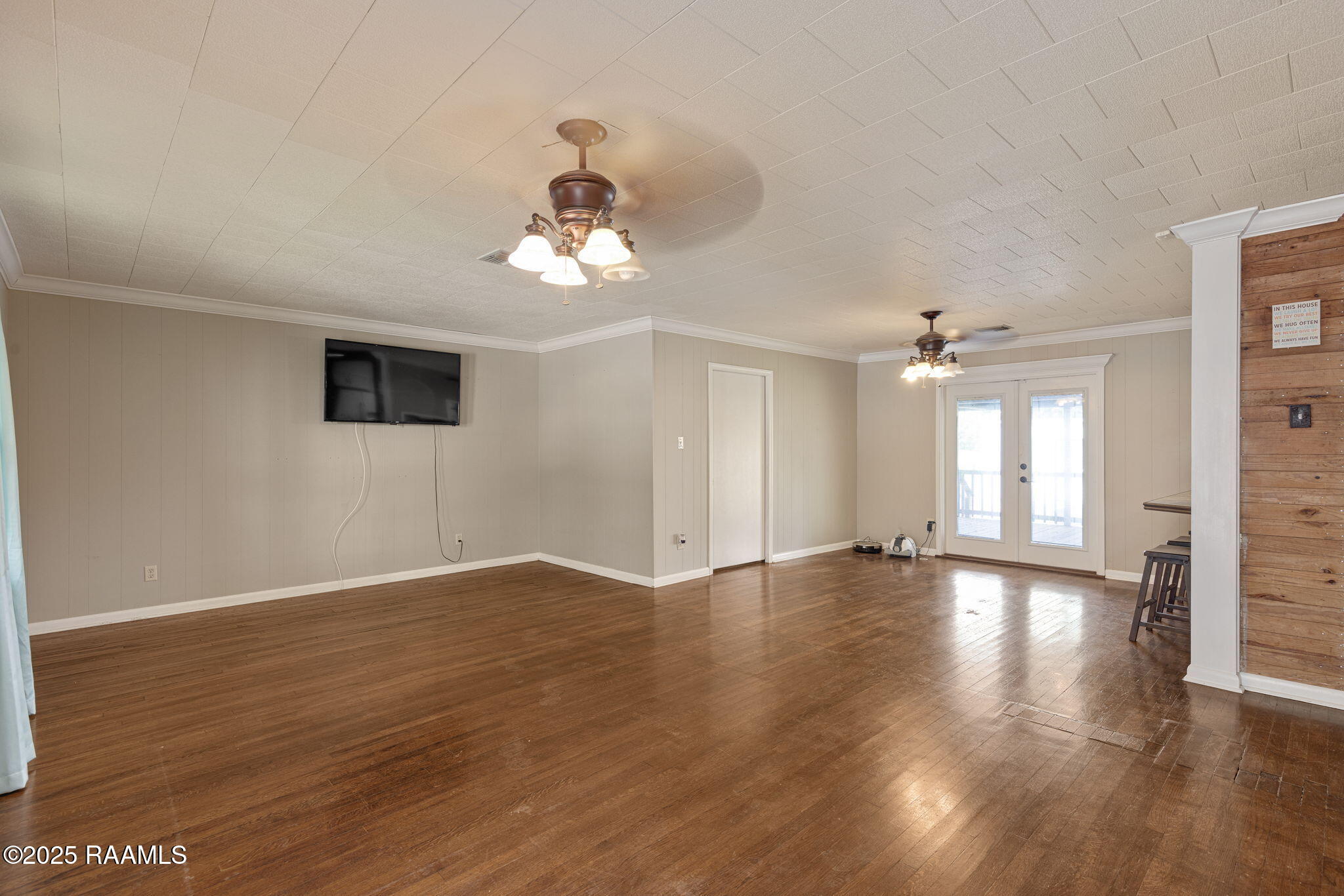 720 West Lastie Erath, LA 70533 - Photo 3 of 24 1-web-or-mls-720 W Lastie St-4