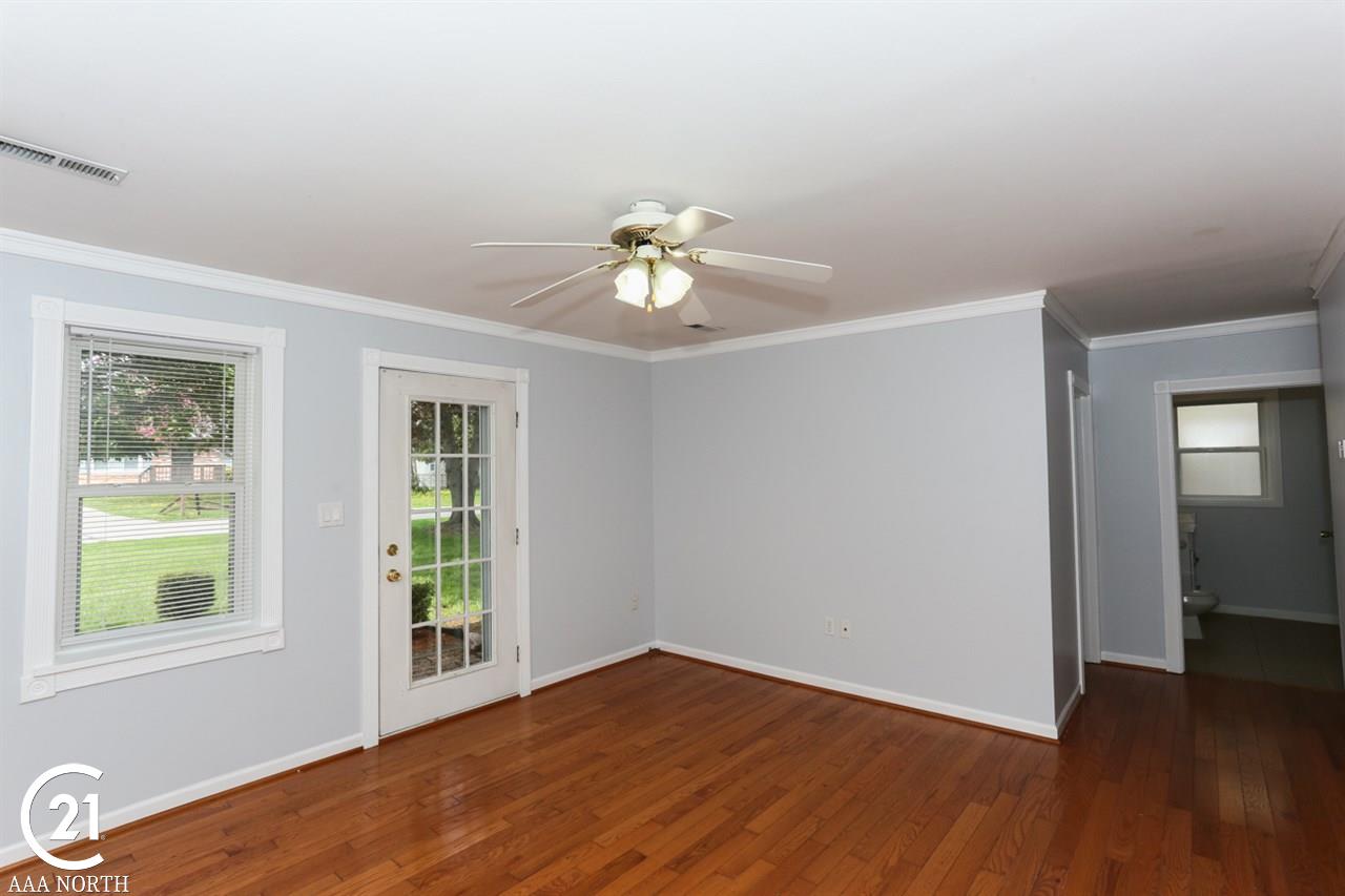 2895 Walsh Drive Rochester, MI 48309 - Photo 22 of 38 31380223-21.JPG