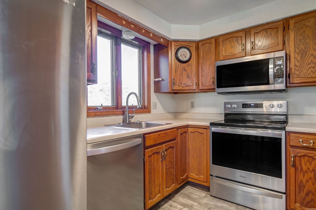 1170 Wilson Road, Unit 21 Fall River, MA 02720 - Photo 16 of 34