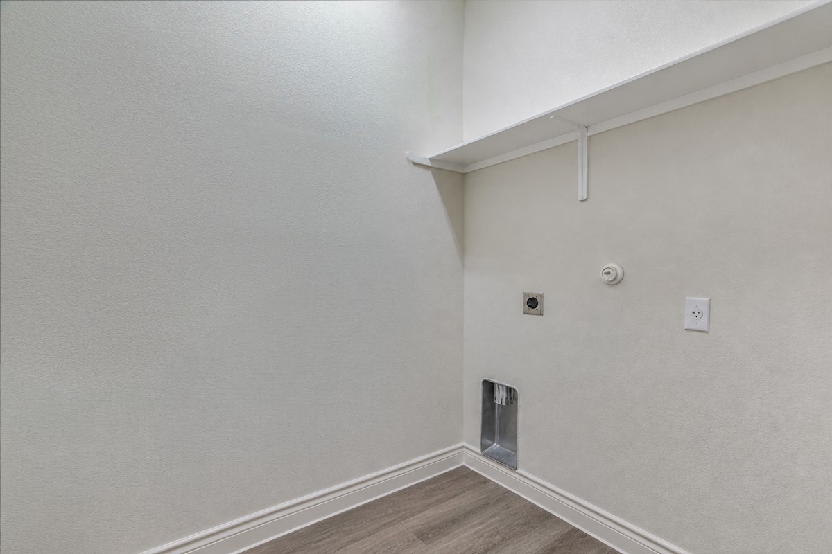 124 Compass Lane Kyle, TX 78640 - Photo 29 of 38 a view of an empty room