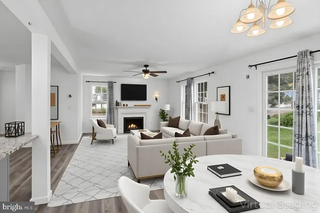 $408,900 | 205 East Main Street, Brownstown, PA 17508