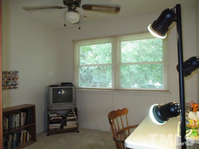 3004 Oldham Court Raleigh, NC 27604 - Photo 15 of 22 Gallery Image 15